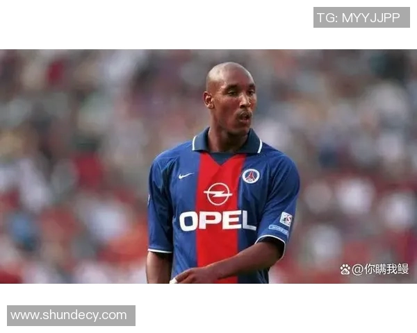 足球明星图片魔怔背后的故事与情感探索让我们重新认识这些球场传奇